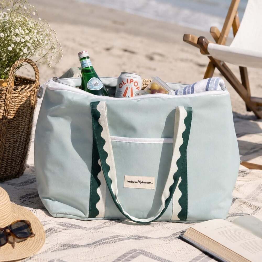 Business & Pleasure Co. Insulated Cooler Tote Bag Scalloped Mint Green